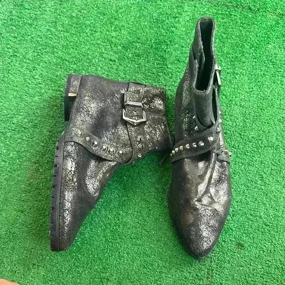 Stuart Weitzman